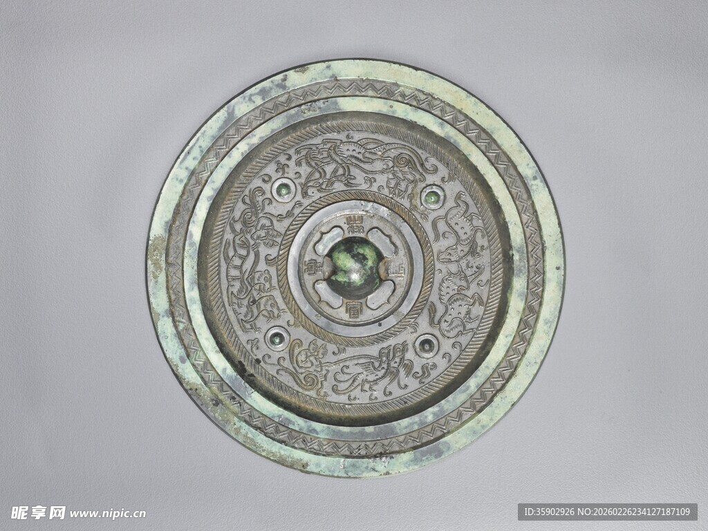 古代青铜镜特写