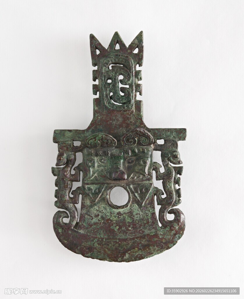 古代青铜面具文物展示