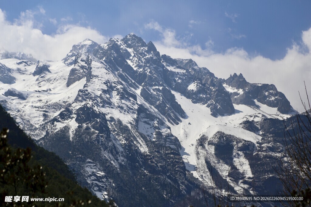 玉龙雪山