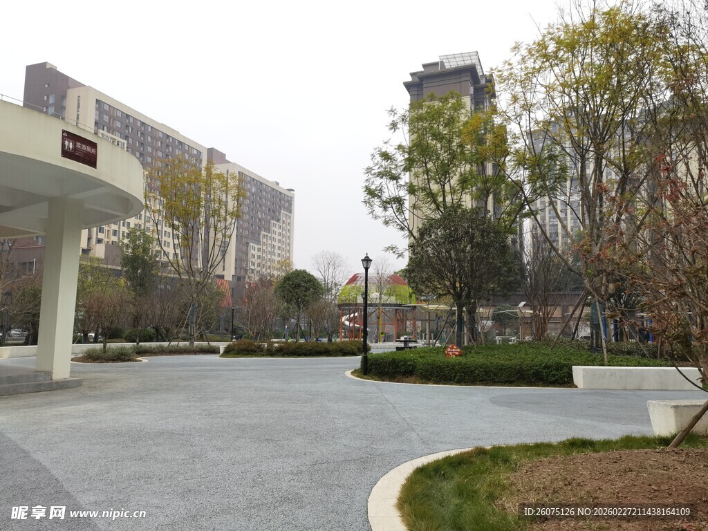 城市广场景观一角