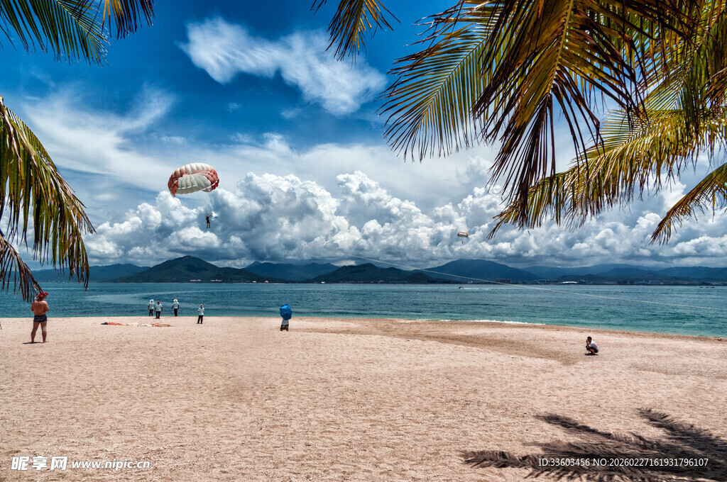 美丽海滨沙滩风景