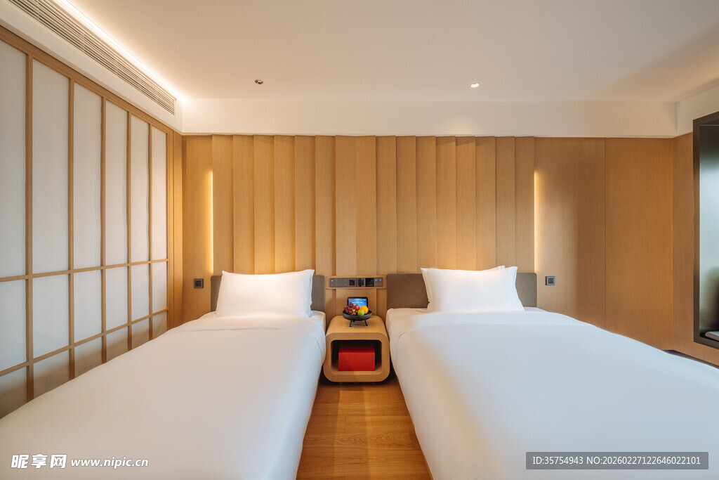 简约双床酒店客房空间