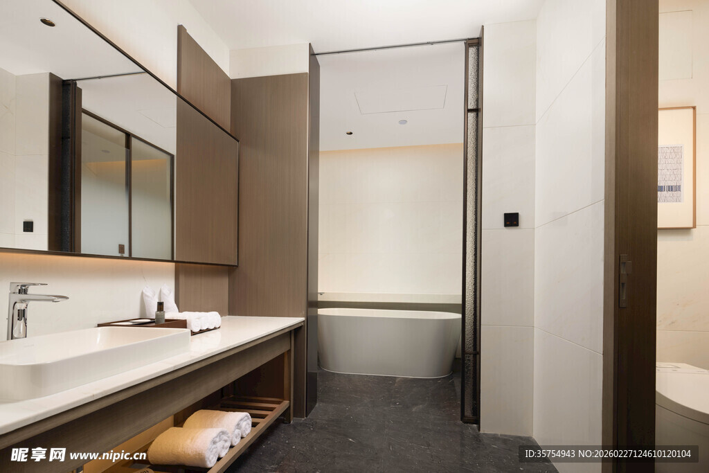 现代简约风格浴室空间