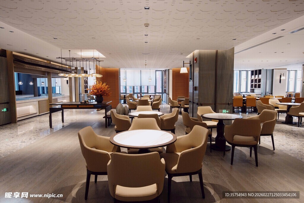 现代风格舒适餐厅空间