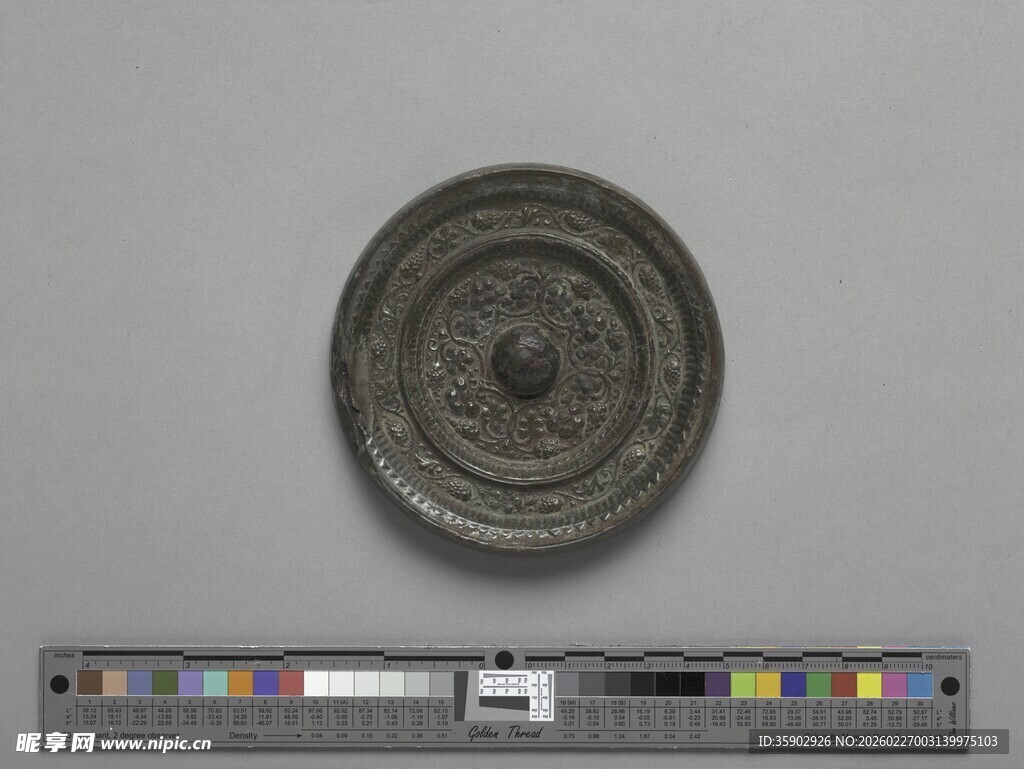 古代圆形器物特写