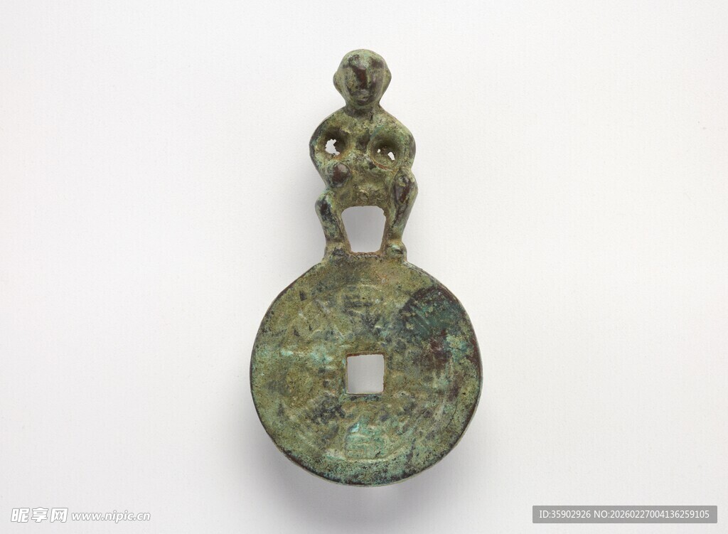 古代青铜人顶钱币挂件