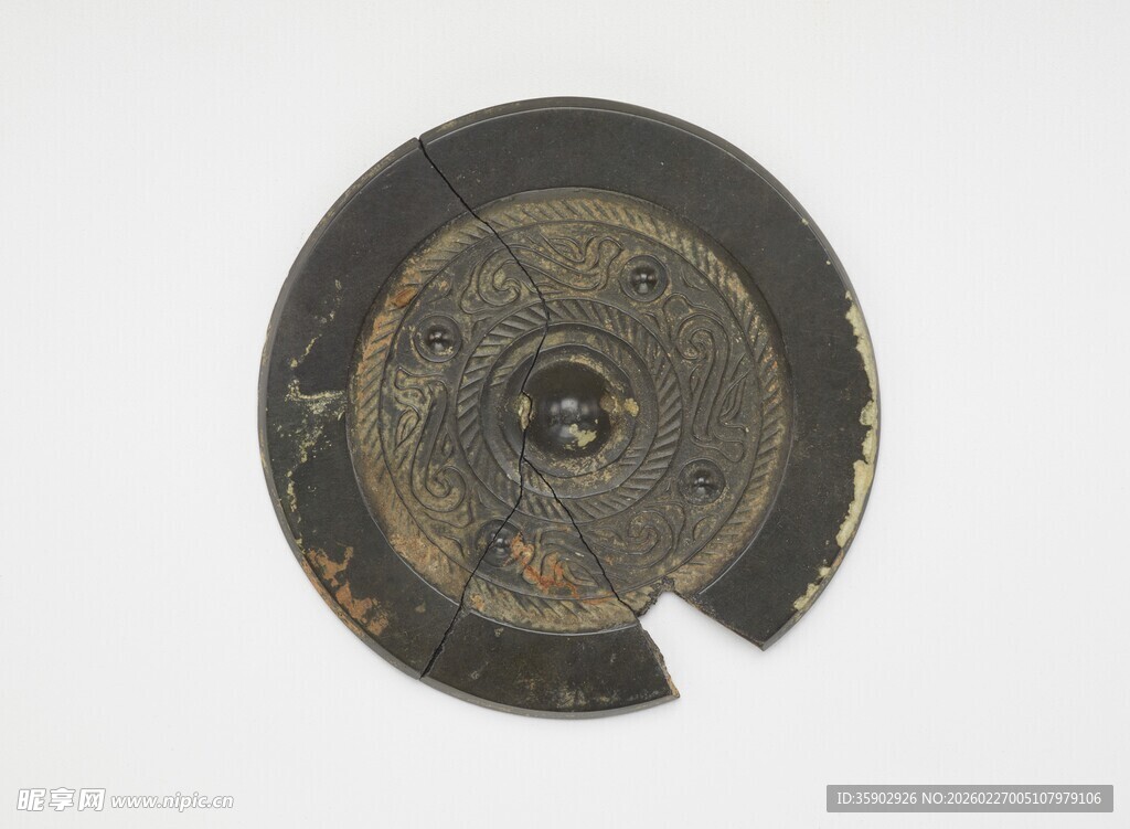古铜质残缺圆盘物件