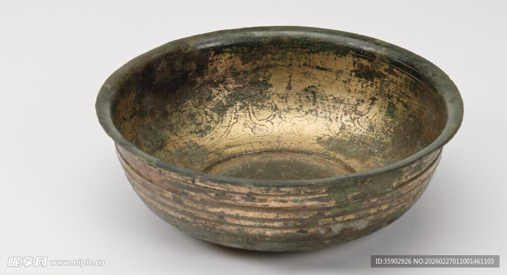青铜古碗