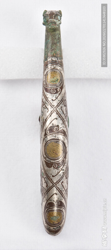 古老精美雕刻工艺长柄物件