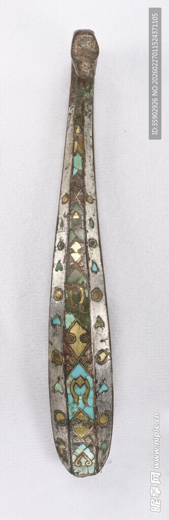 古色古香镶嵌花纹长柄器物