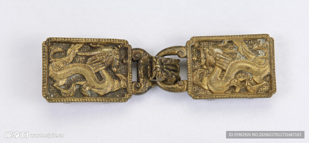 古雅花纹金属扣件