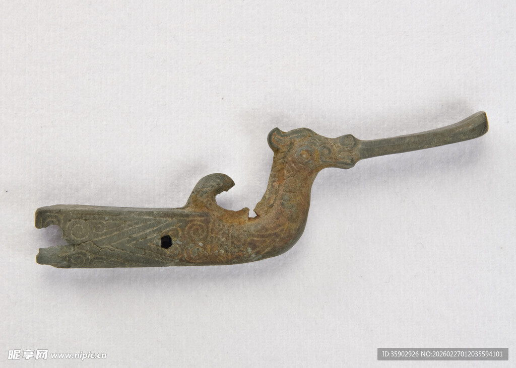 古代青铜鸟形器物