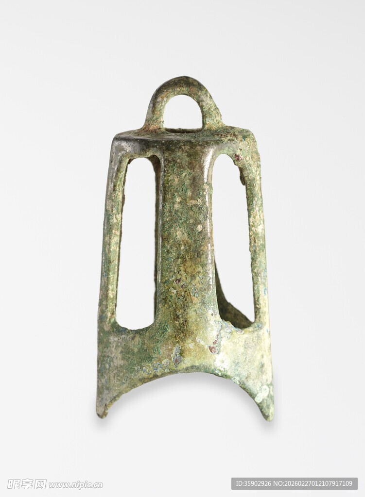 古代青铜三足器