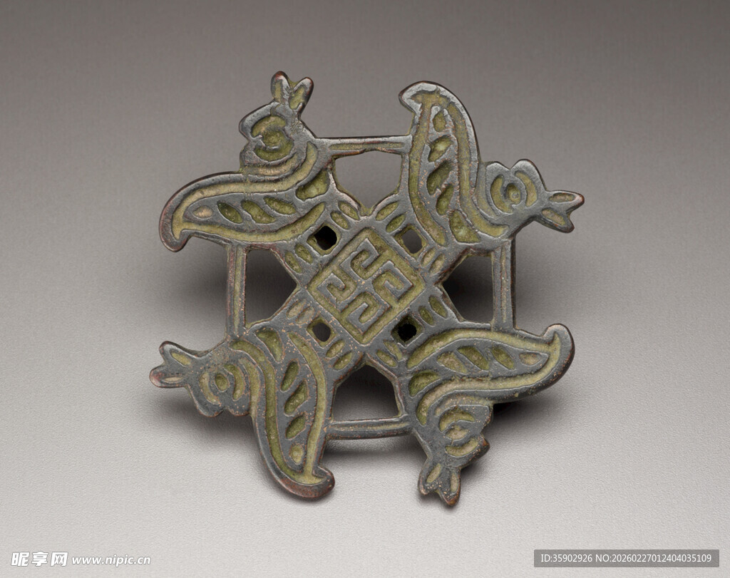 古代精美青铜几何纹配饰