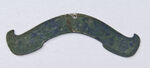 青铜弯形器物