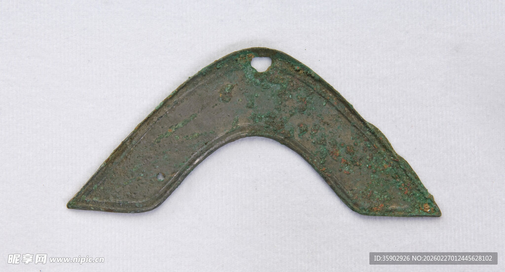 弧形青铜器饰件