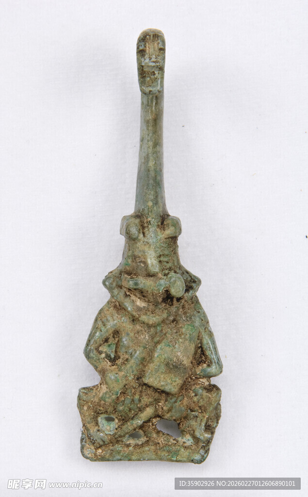 古代青铜带柄人物造型器