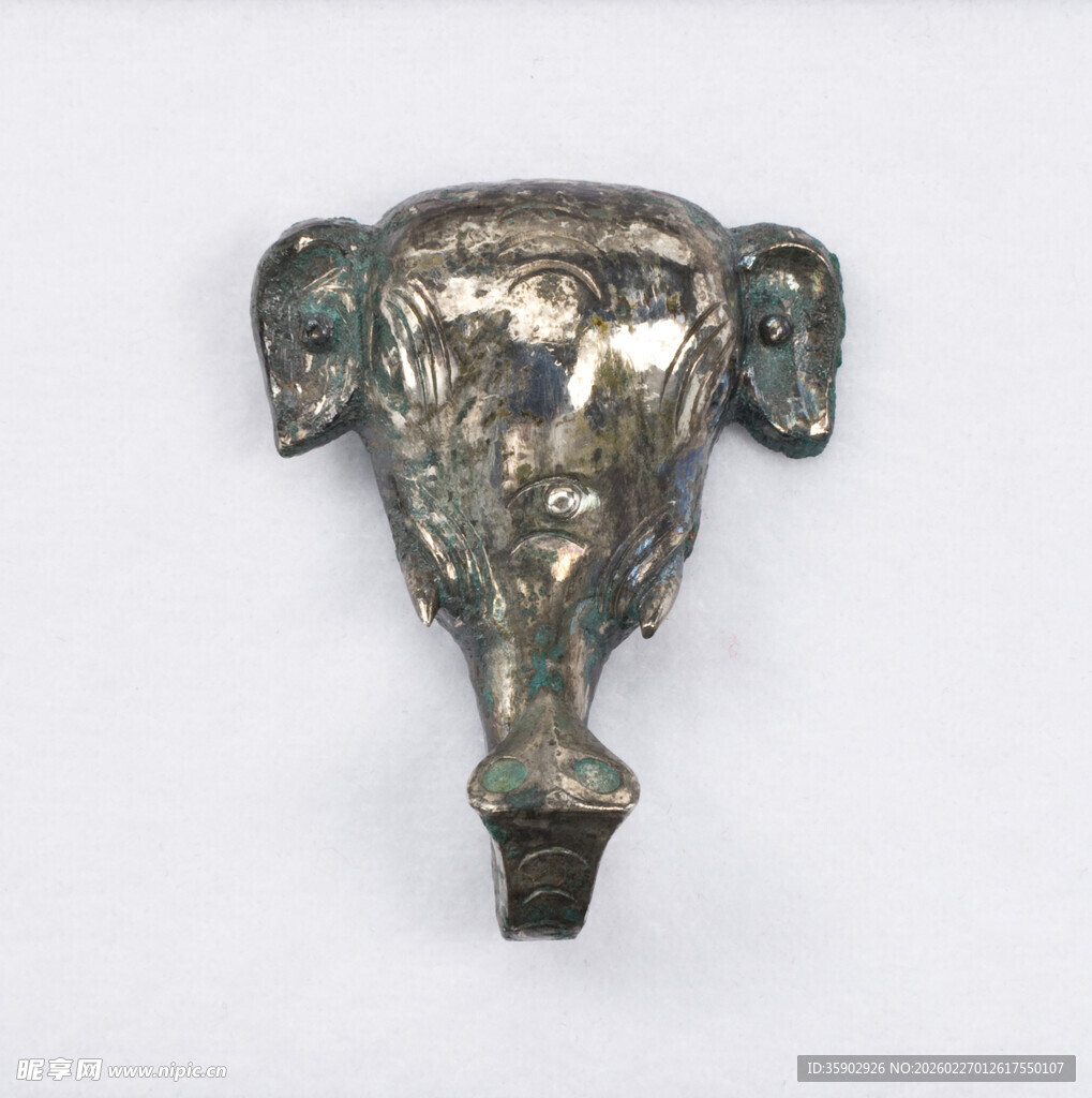 青铜兽首挂件