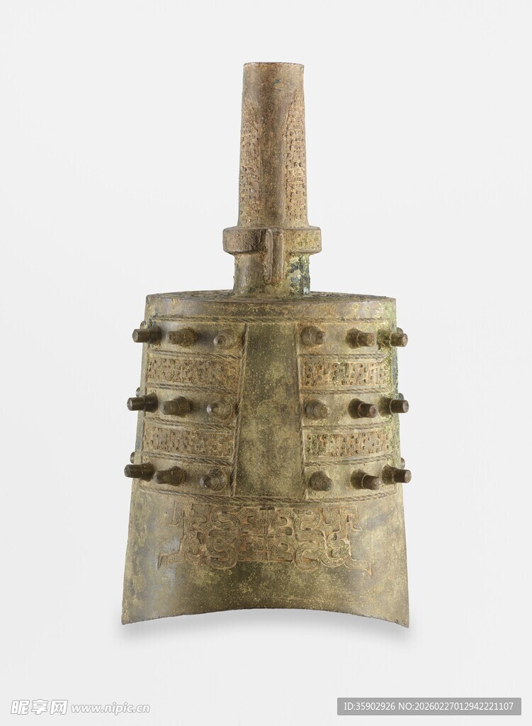 青铜编钟造型古朴典雅