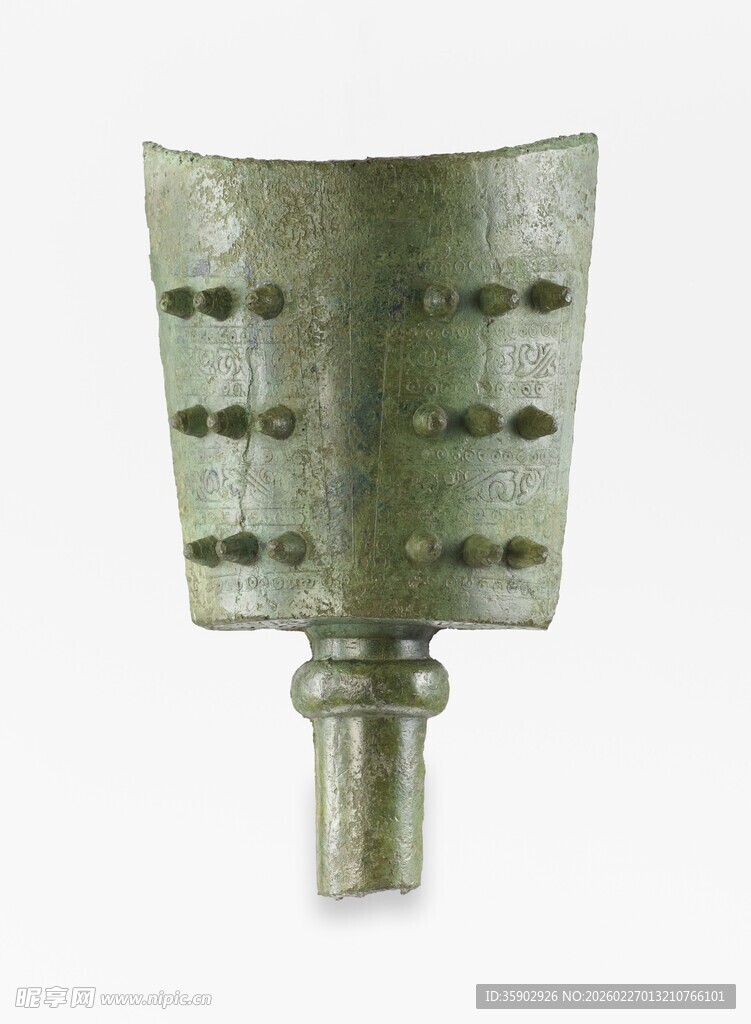 青铜多钉器物
