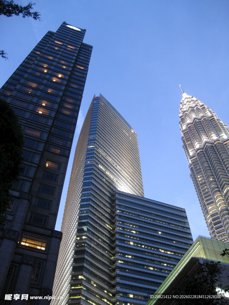 都市摩天大楼景观