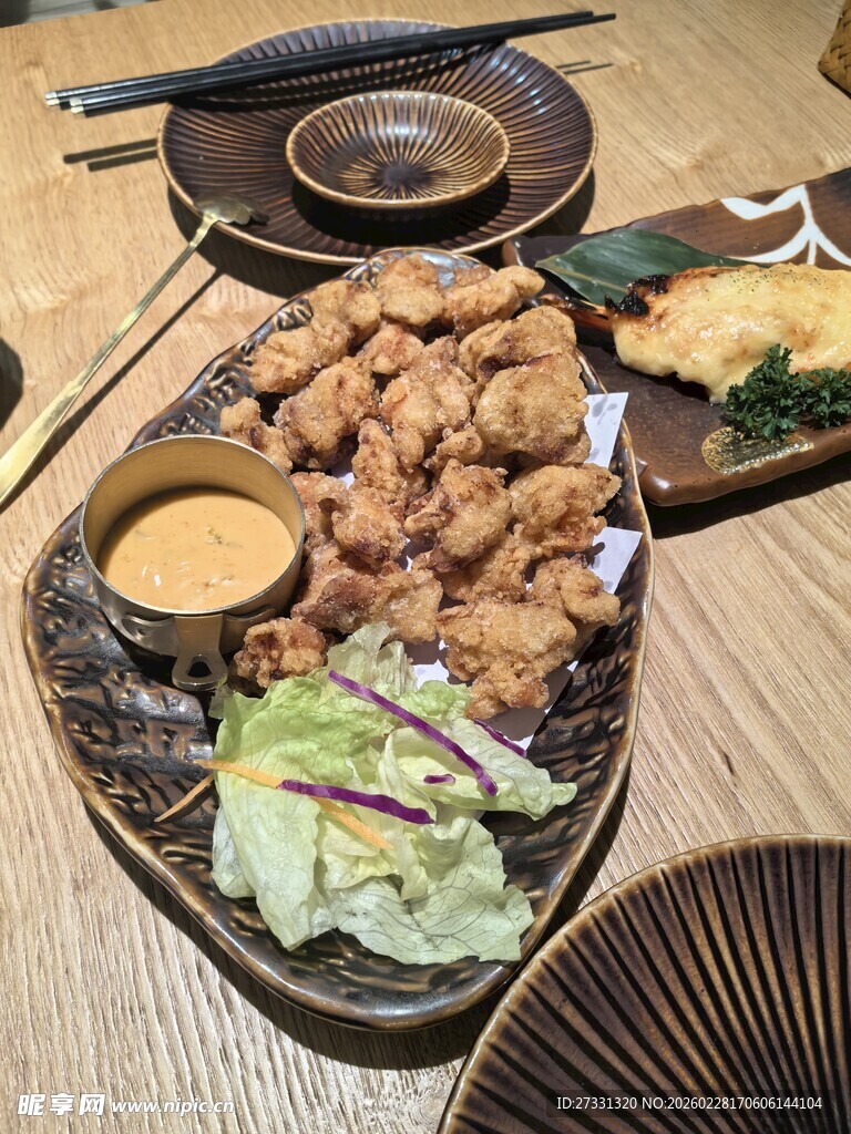 美味多样的亚洲风味小吃