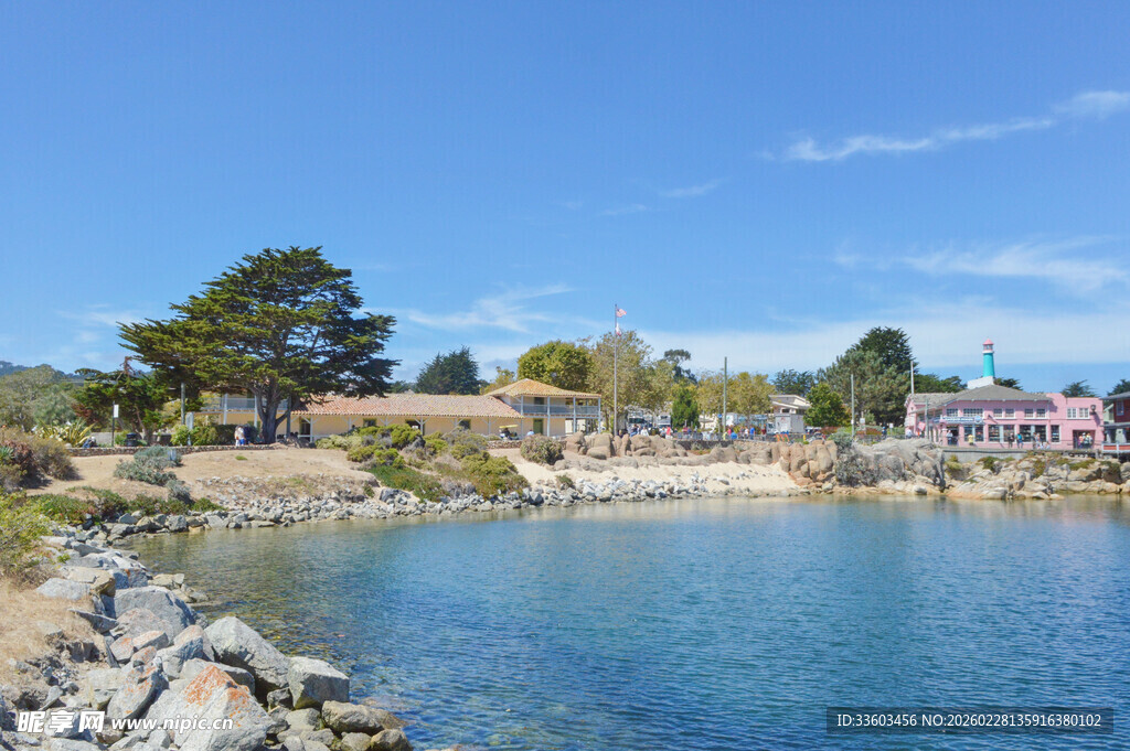 海滨小镇美丽湖景风光