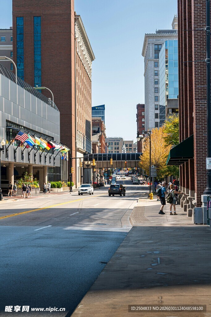 城市街道的日常景象