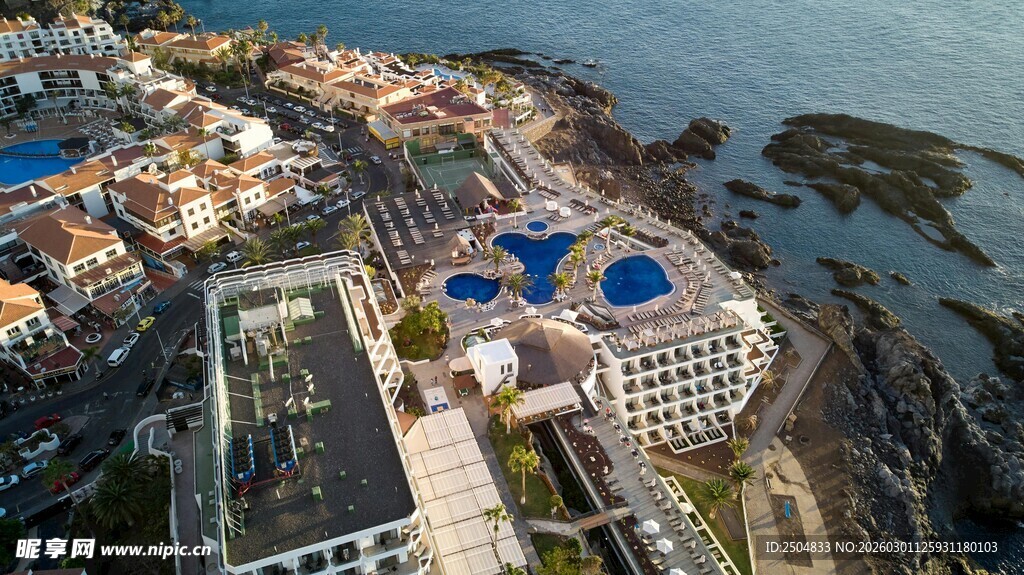 海滨城市建筑俯瞰美景