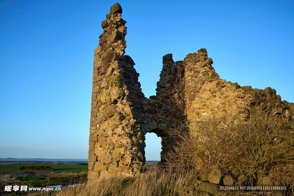 古老石墙遗迹 尽显沧桑