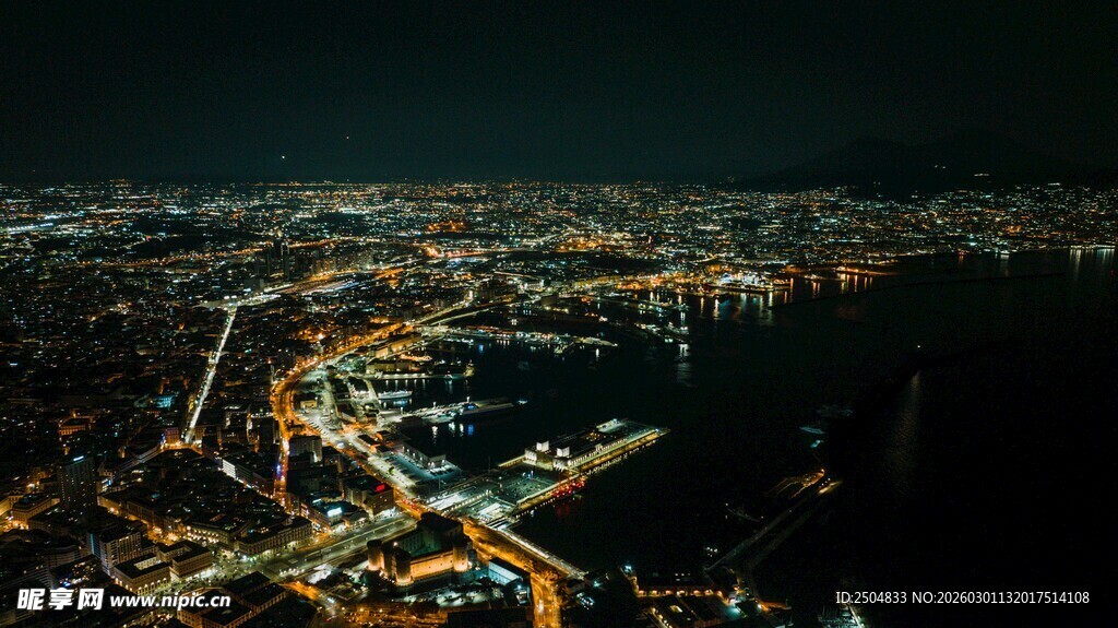 城市璀璨夜景俯瞰图
