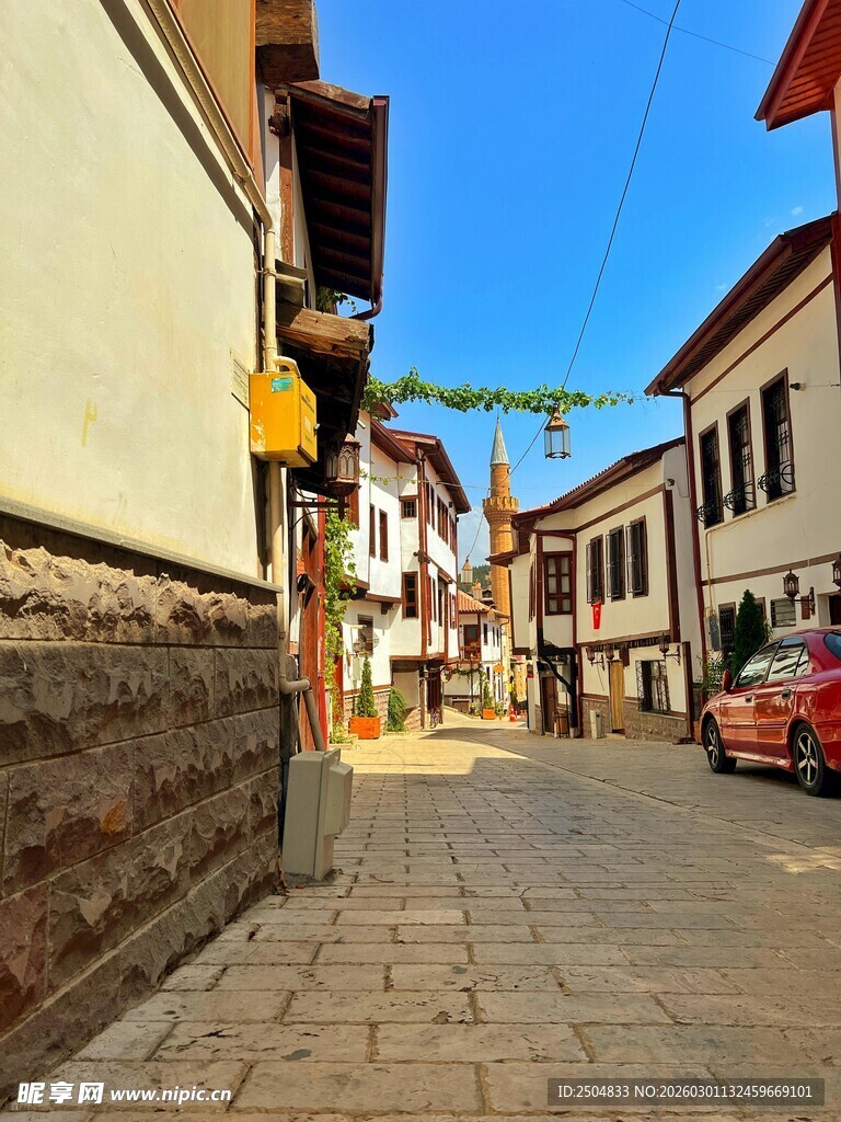 古朴街道的宁静风景