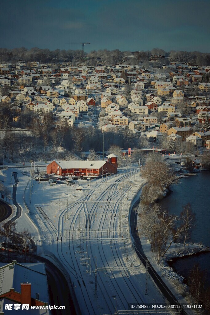 冬日城市雪景鸟瞰
