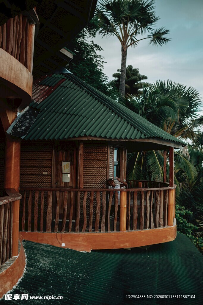 森林中的木 度假小屋