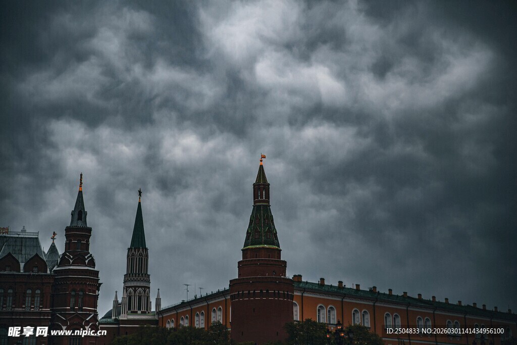 乌云下的莫斯科古建筑