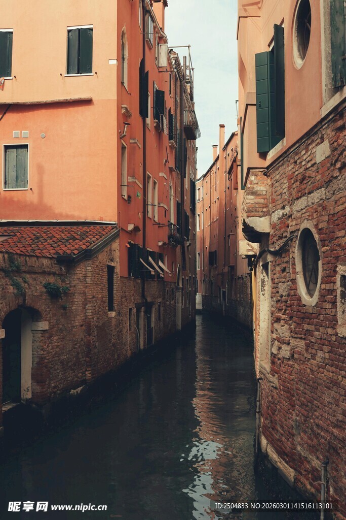 威尼斯狭窄水道风景