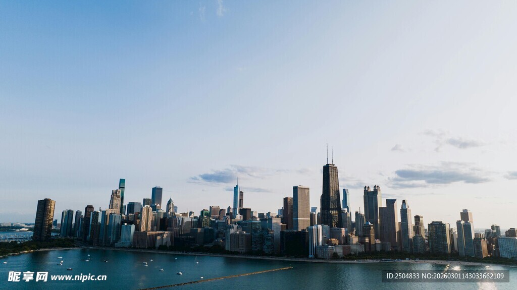 城市天际线 临水高楼景观