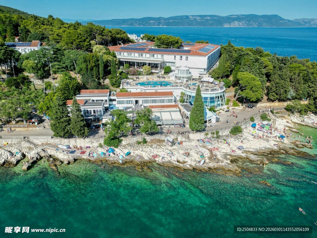 海 度假屋俯瞰美丽海景