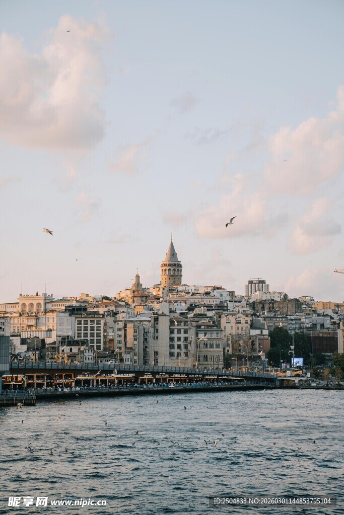 伊斯坦布尔海滨城市风光