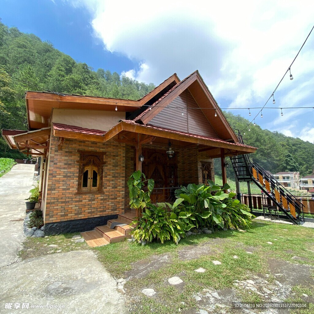 山间木屋 自然中的温 居所