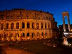 罗马斗兽场夜景