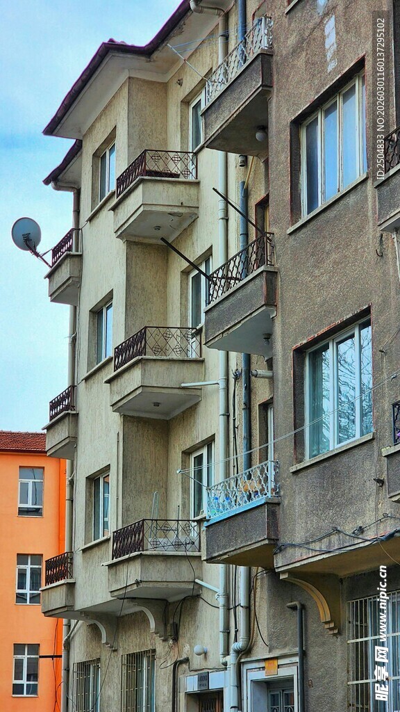 欧式多 居民楼外观