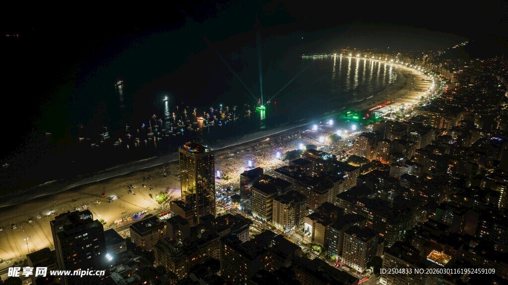 城市璀璨夜景俯瞰图