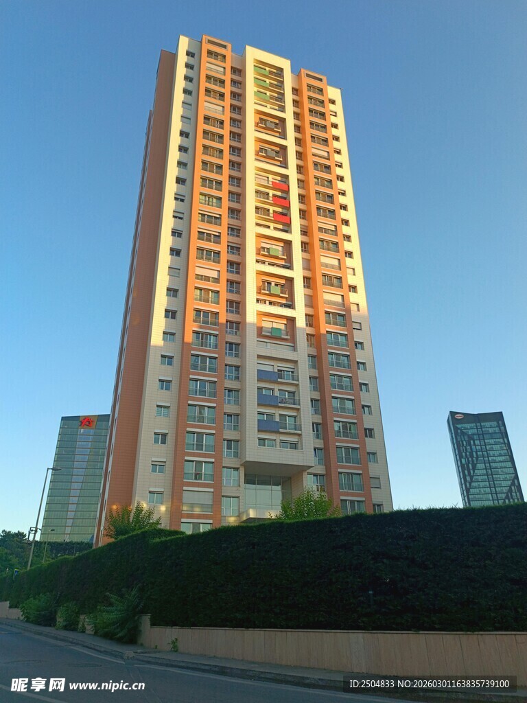 高层住宅楼外观