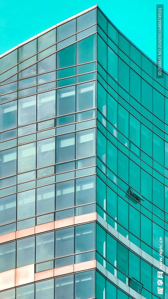 现代玻璃幕墙高楼大厦