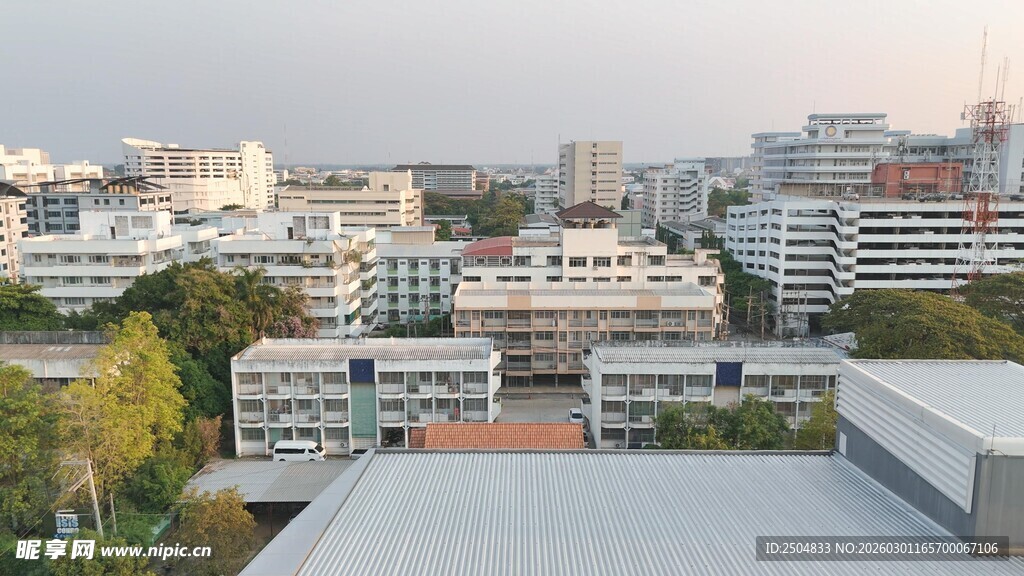 城市建筑群俯瞰景象