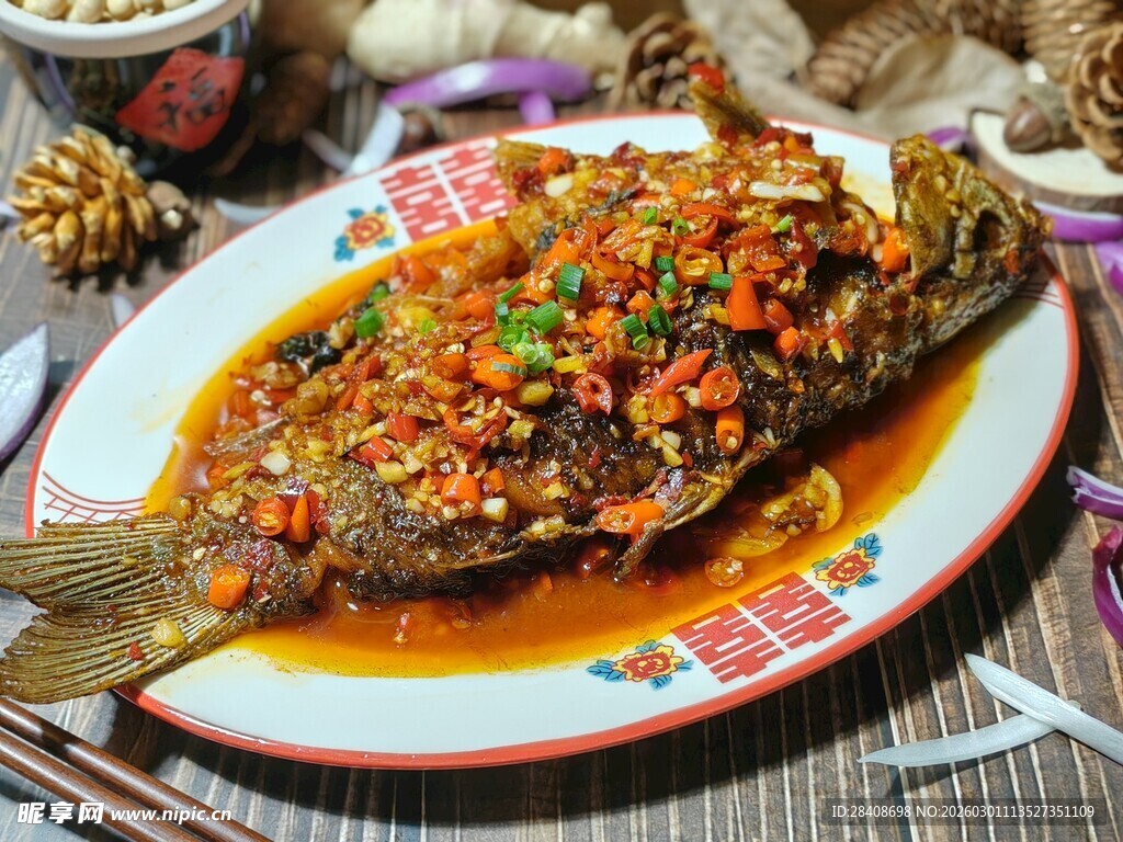 红烧鲫鱼