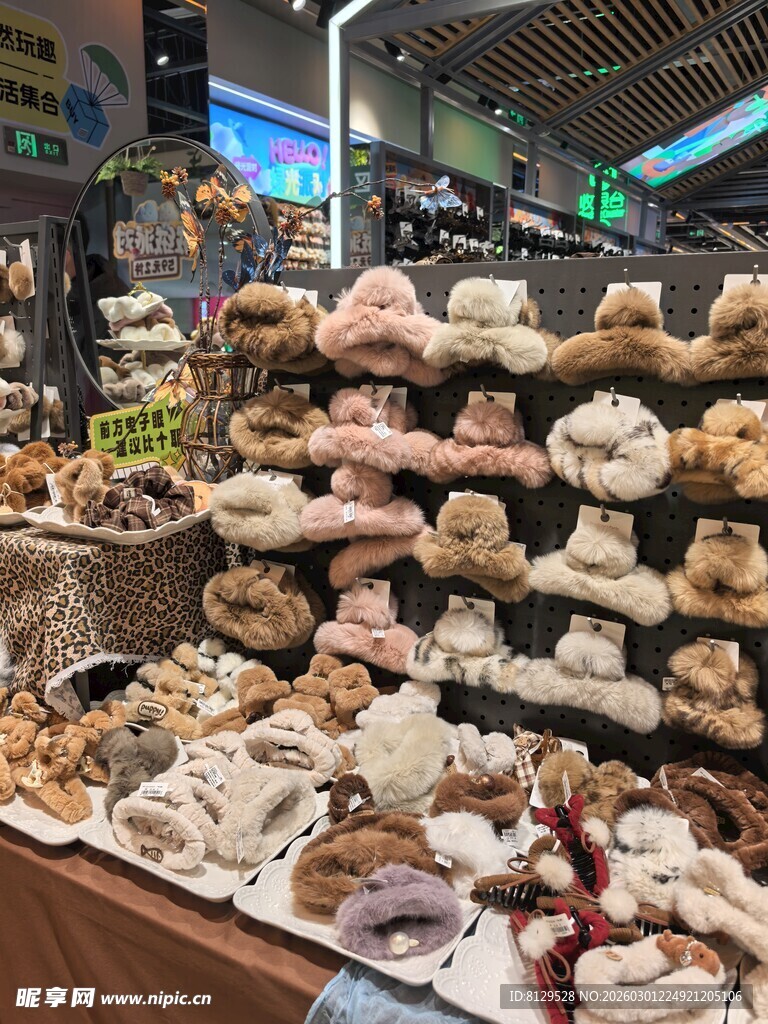 面包店丰富多样的帽子