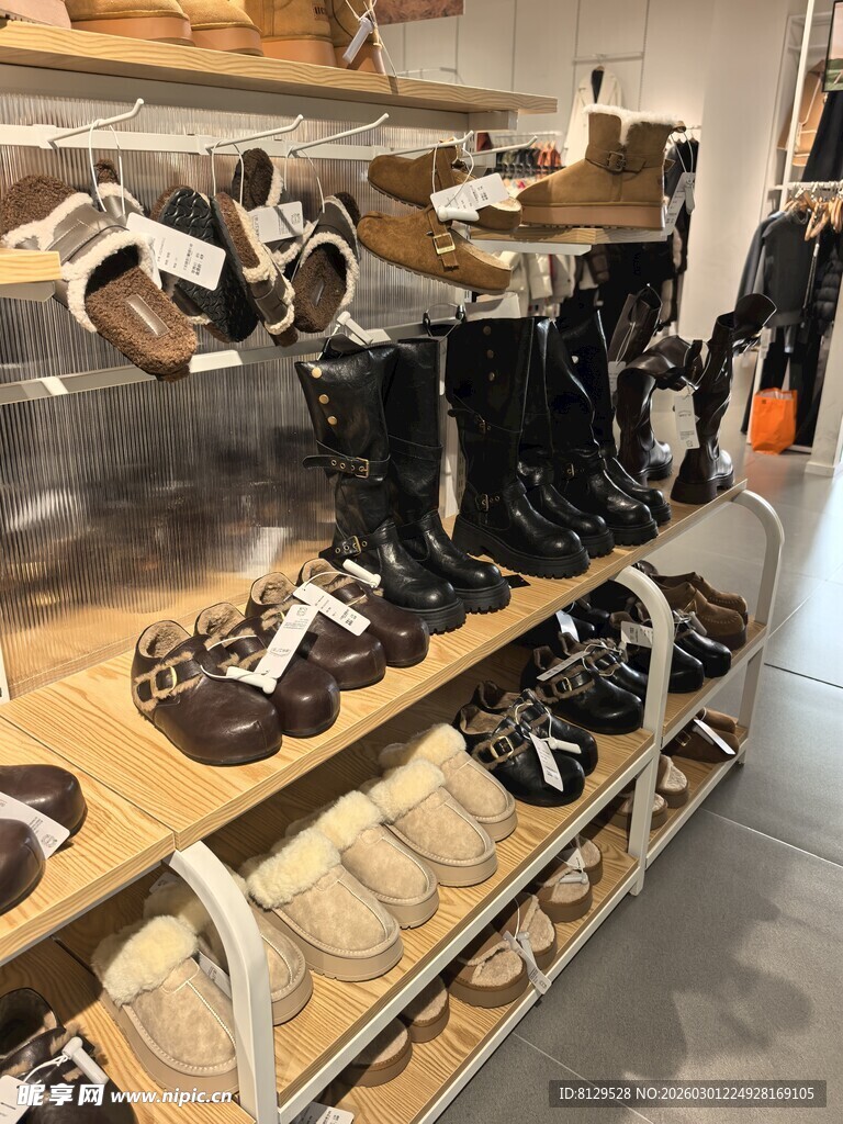 时尚鞋类陈列展示