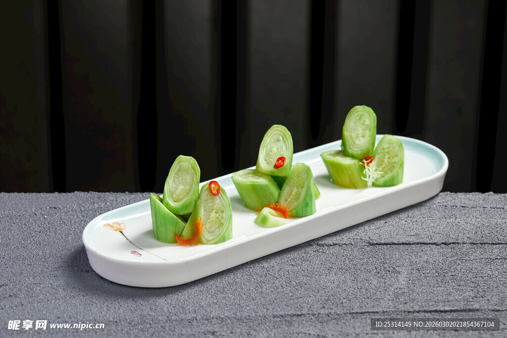 创意黄瓜胡萝卜摆盘
